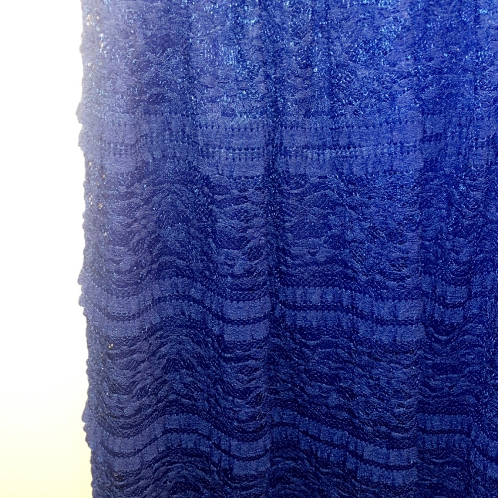 Dresses - Picture 6 of 8